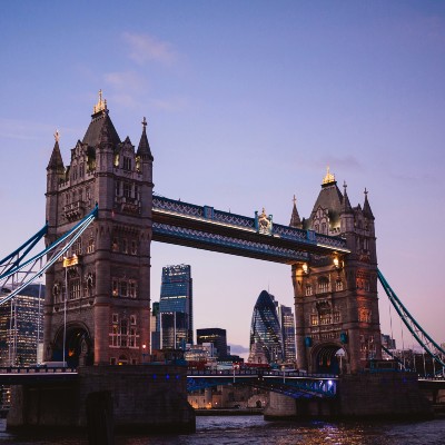 Travel Guide: London