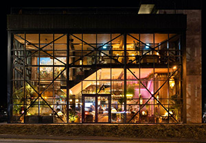 Greenhouse Hotel: Image 2