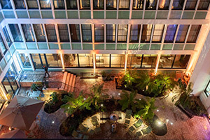 Le Grand Quartier: Image 8