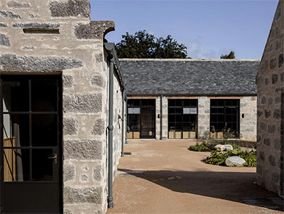 Lundies House: Image 1