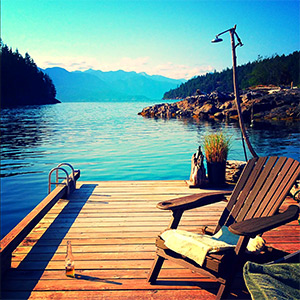 Out There – Off Leash: Image 2