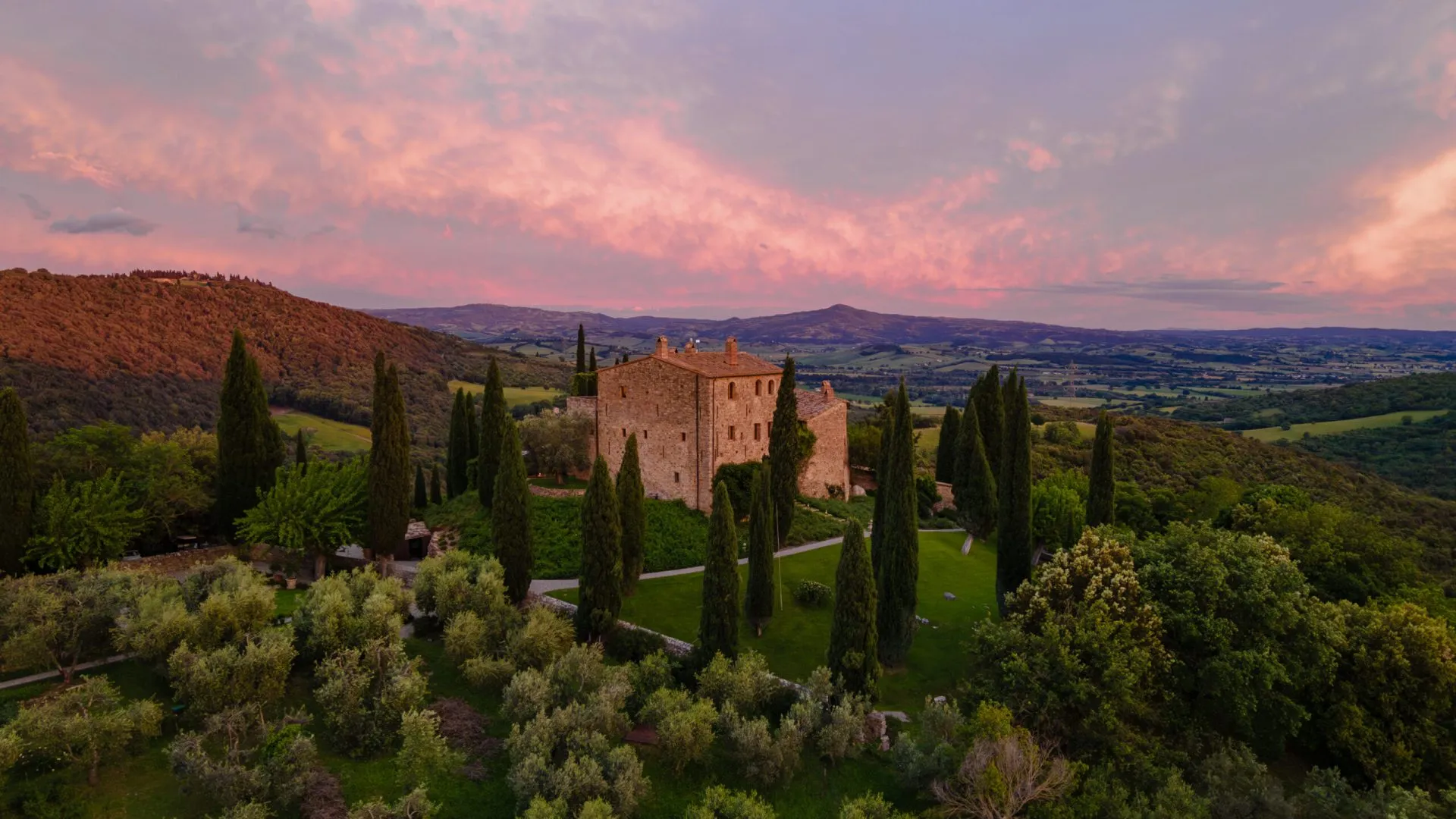 Swank Guide - Castello di Vicarello